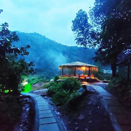 Holistic Stay Eco-Resort & Ayurvedic Retreat Paithalmala Exterior foto